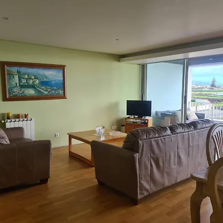 Maravilhoso T3 C/ Acesso Ao Mar Apartment