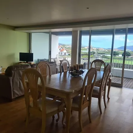 Maravilhoso T3 C/ Acesso Ao Mar Apartment *
